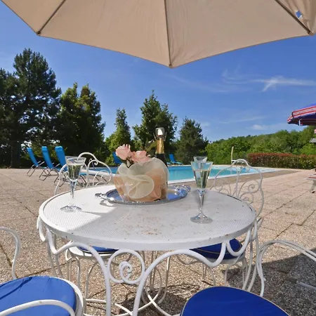 Villa Casale Tigli - Happy